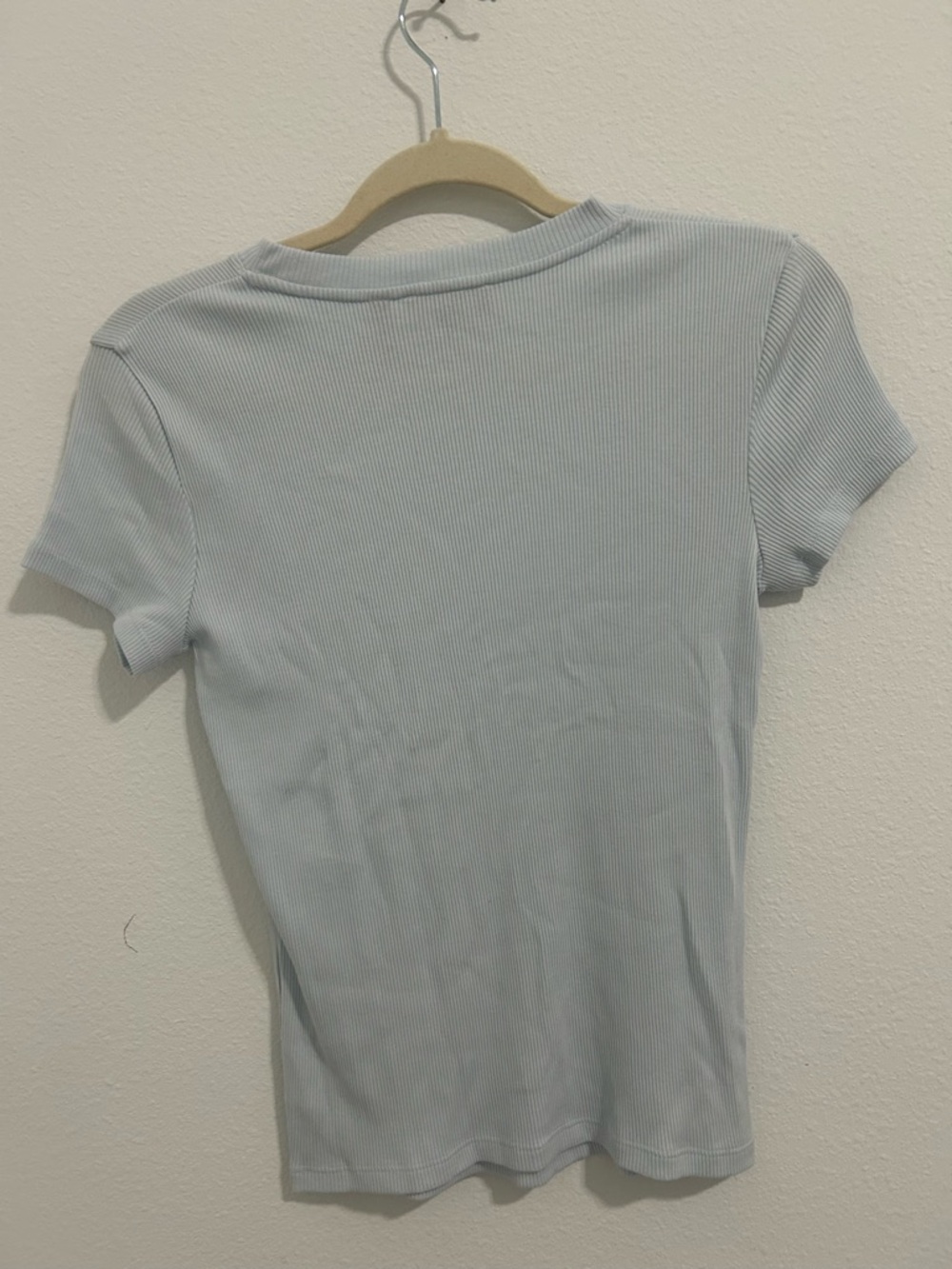 Theory Light Blue Ribbed Short Sleeve Tee - Picture 2 of 3